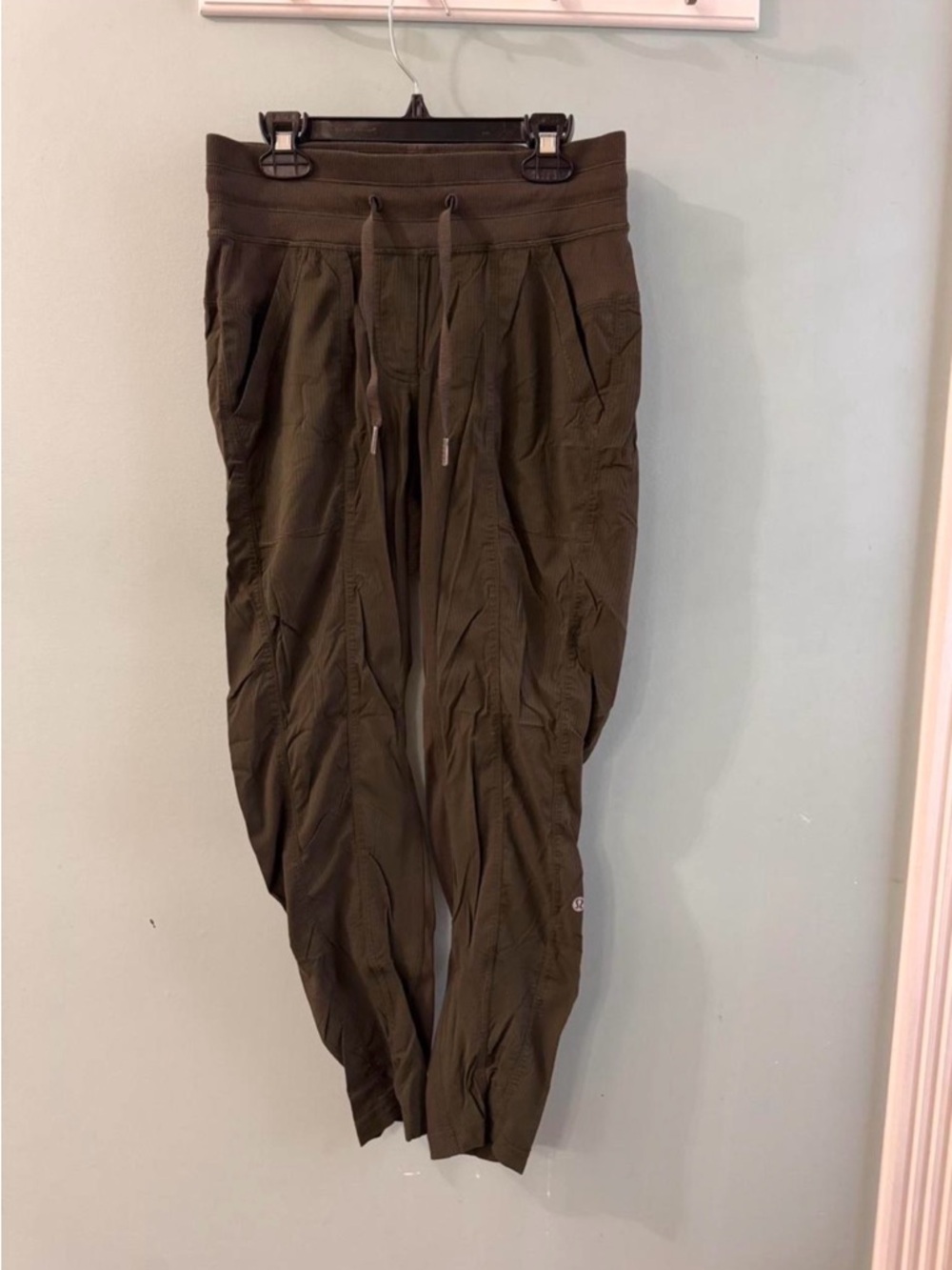 lululemon athletica Olive Green Drawstring Jogger Pants